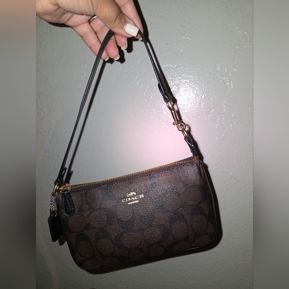 SOLD-COACH NOLITA 19